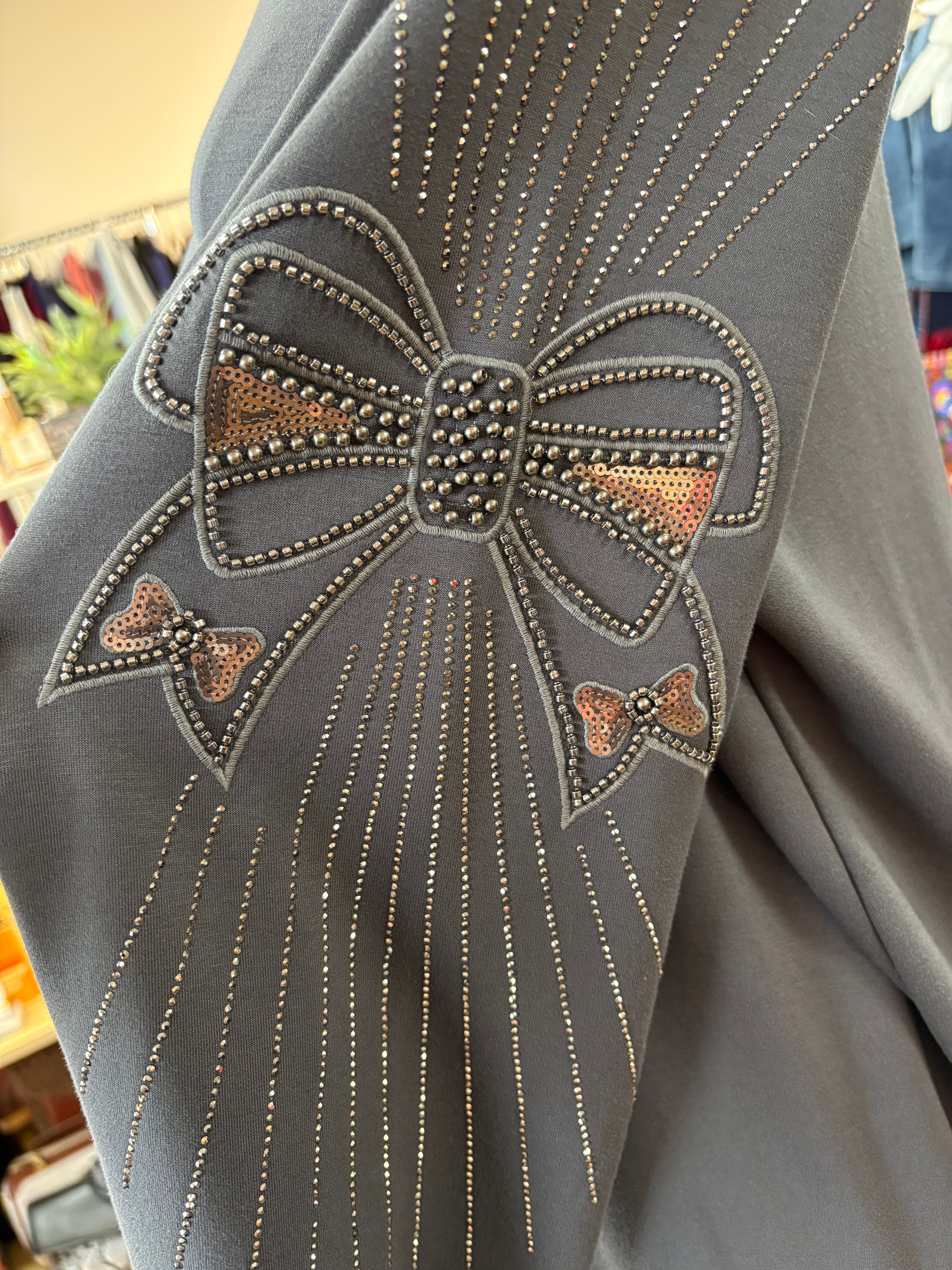 The Amira Bow Tunic 🎀